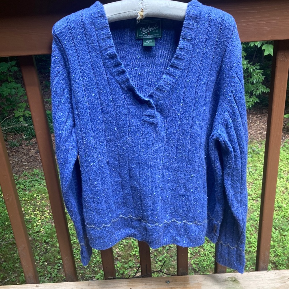 Woolrich purple blue v neck sweater